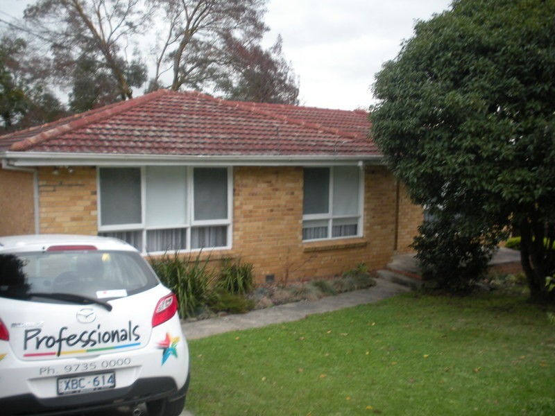 32 Taylor Road, Mooroolbark VIC 3138