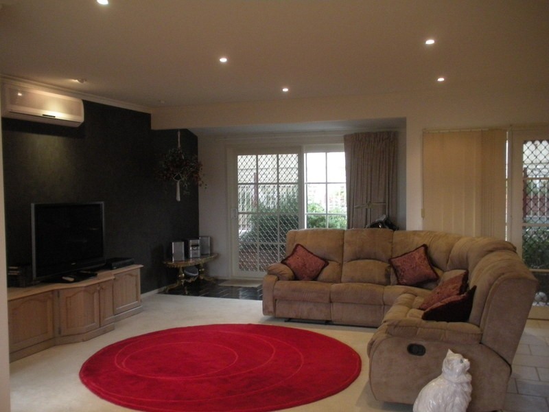 1 Cotswold Court, Chirnside Park VIC 3116