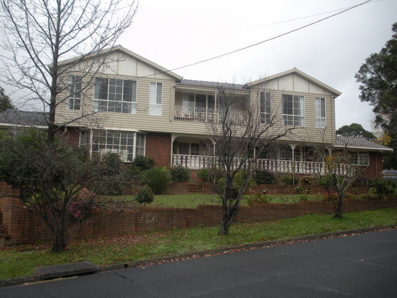 1 Cotswold Court, Chirnside Park VIC 3116