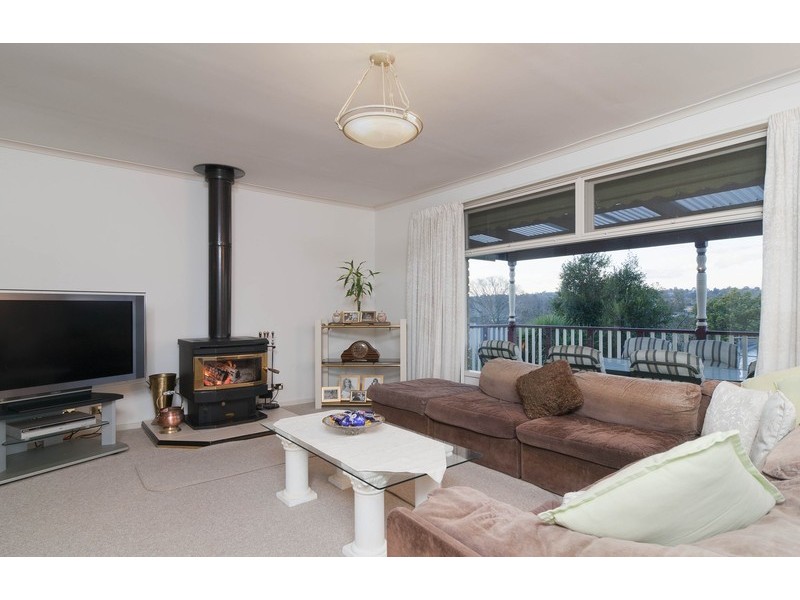 20 Central Avenue, Mooroolbark VIC 3138