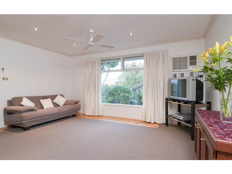 20 Central Avenue, Mooroolbark VIC 3138