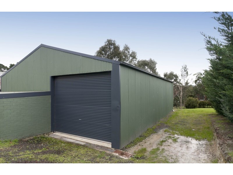 14 School Road, Seville VIC 3139