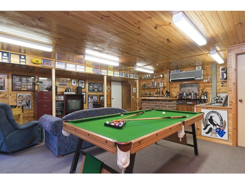 43 Sugarloaf Drive, Chirnside Park VIC 3116