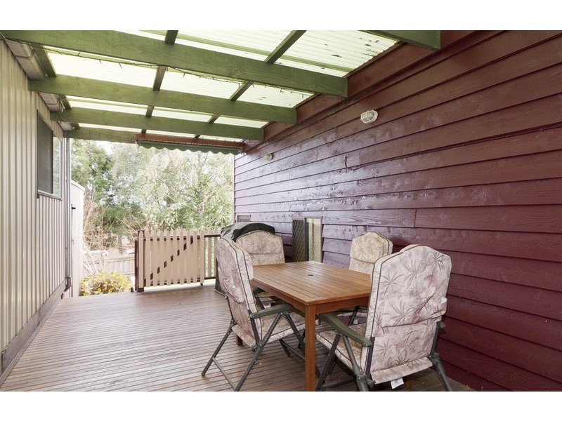 43 Sugarloaf Drive, Chirnside Park VIC 3116