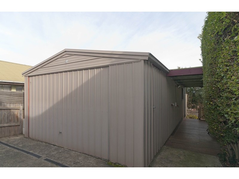 43 Sugarloaf Drive, Chirnside Park VIC 3116