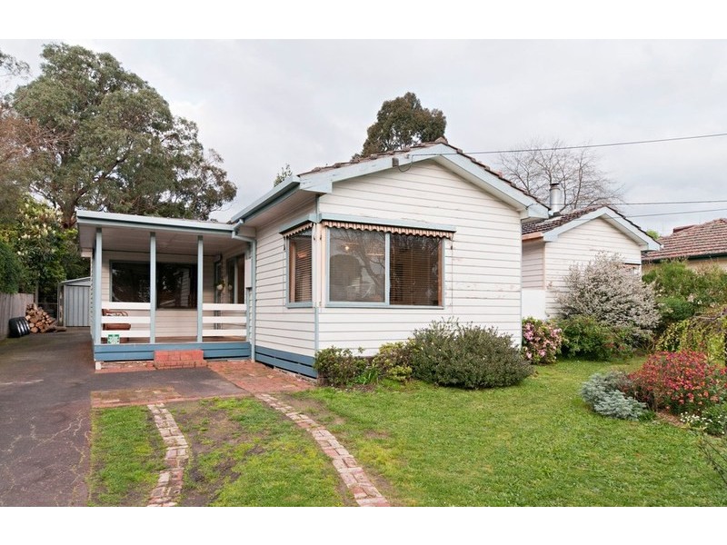 33 Glendale Court, Kilsyth VIC 3137