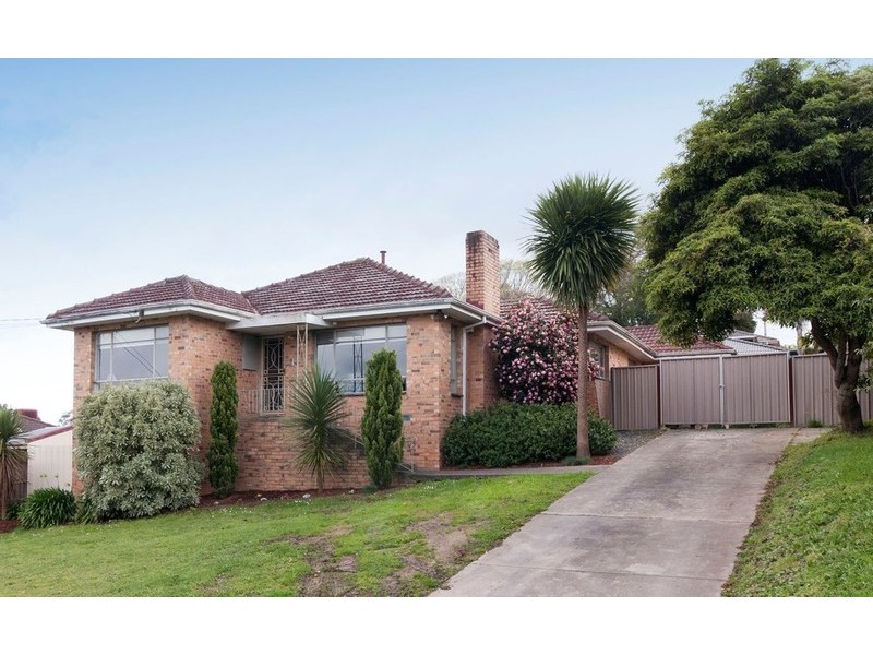 21 Swinburne Avenue, Mooroolbark VIC 3138
