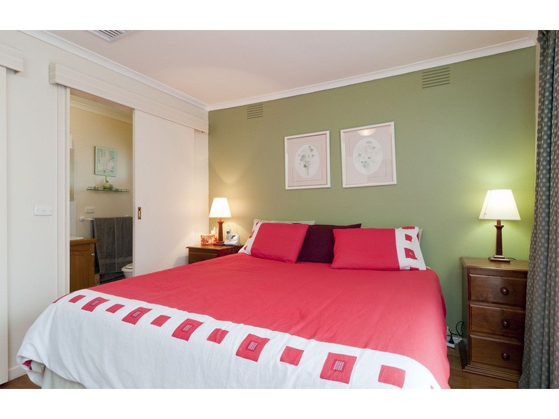 97 Rolling Hills Road, Chirnside Park VIC 3116