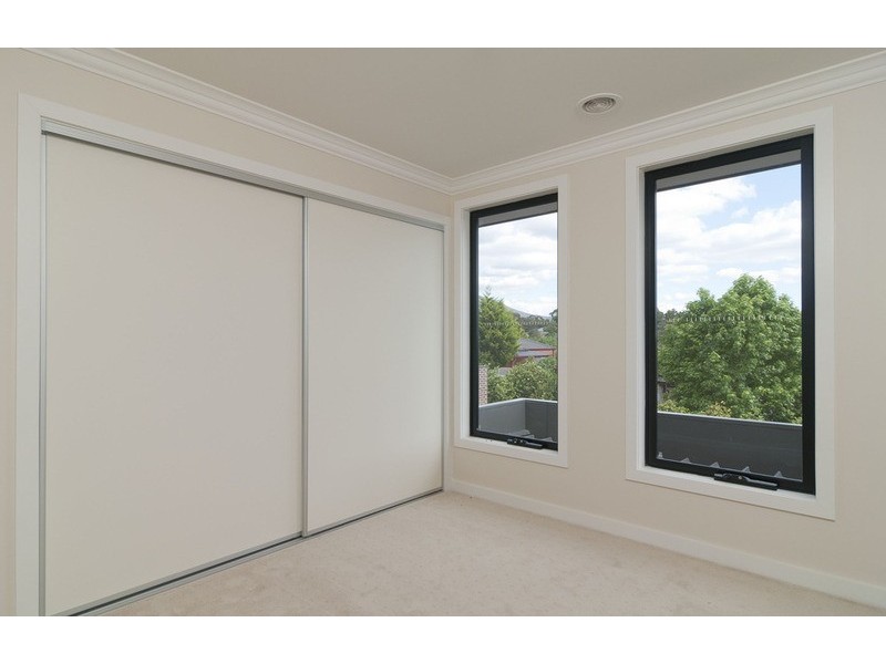 3/3 Pope Court, Mooroolbark VIC 3138