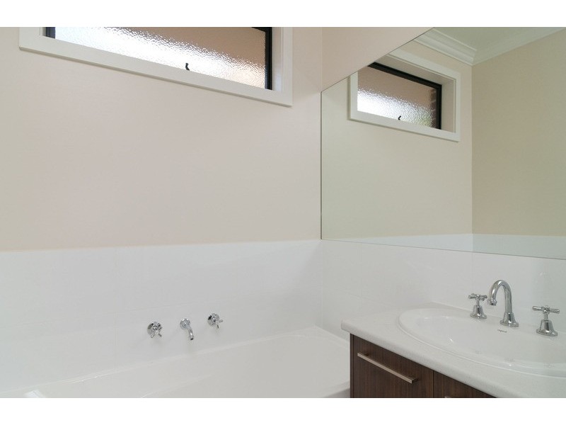 4/3 Pope Court, Mooroolbark VIC 3138
