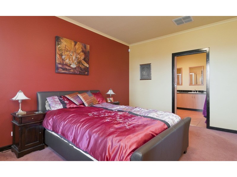 10 The Wridgeway, Mount Evelyn VIC 3796