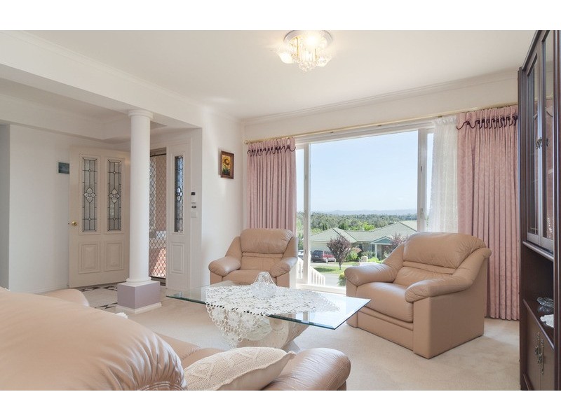 32 Clearwater Drive, Lilydale VIC 3140