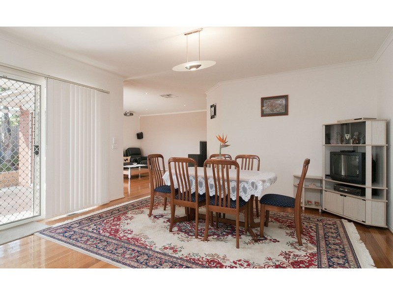 32 Clearwater Drive, Lilydale VIC 3140