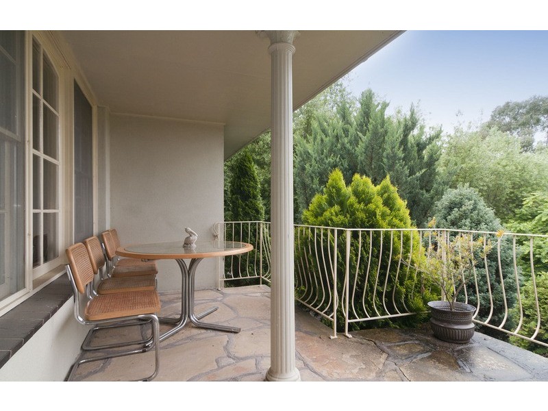 27 Cobden Crescent, Lilydale VIC 3140