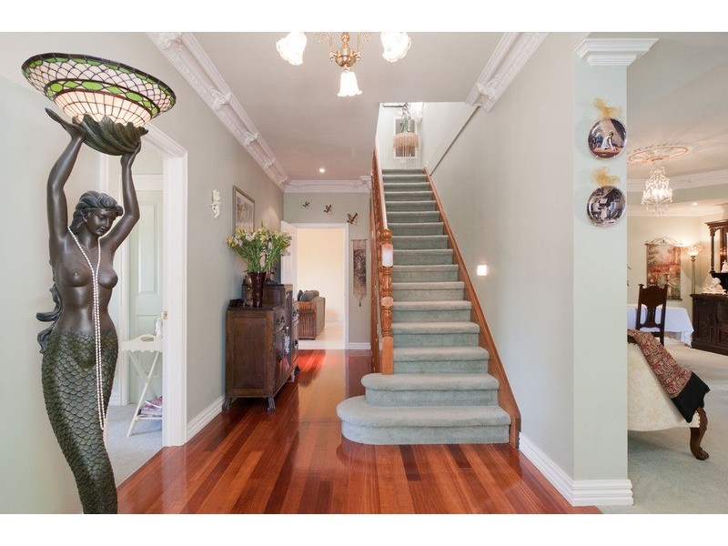 8-10 Bailey Grove, Wandin North VIC 3139