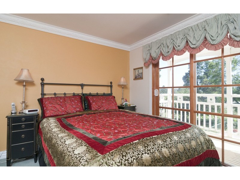 8-10 Bailey Grove, Wandin North VIC 3139