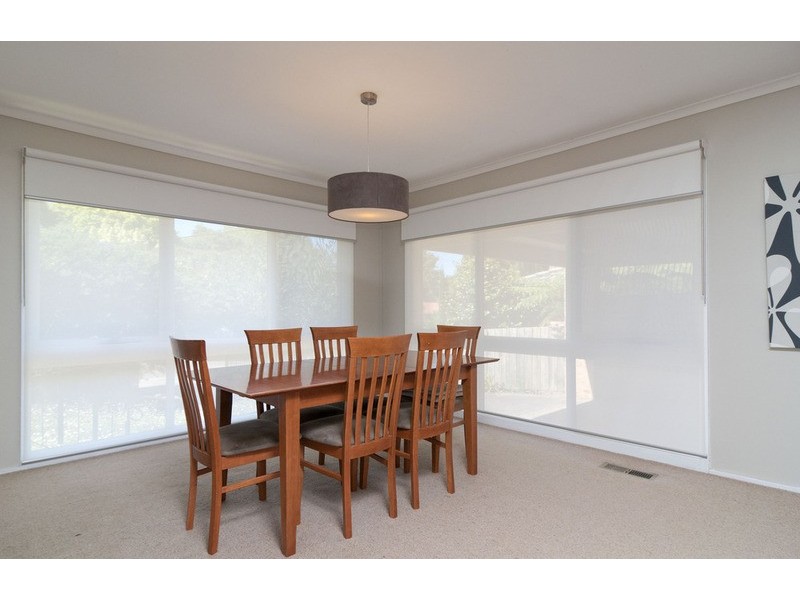 39 McDermott Avenue, Mooroolbark VIC 3138