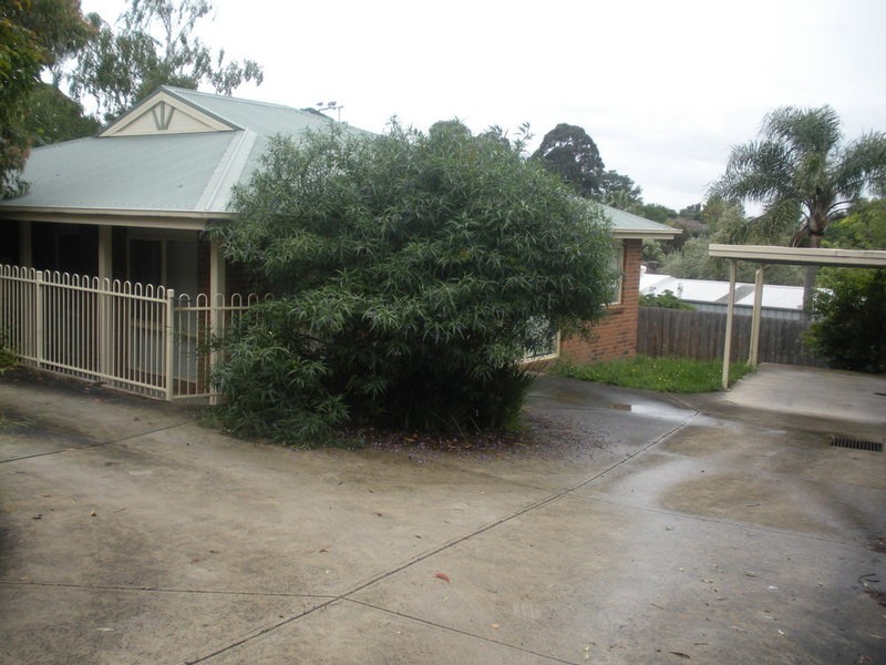 31a Country Club Drive, Chirnside Park VIC 3116