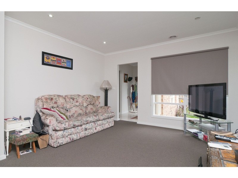 38a Esther Crescent, Mooroolbark VIC 3138
