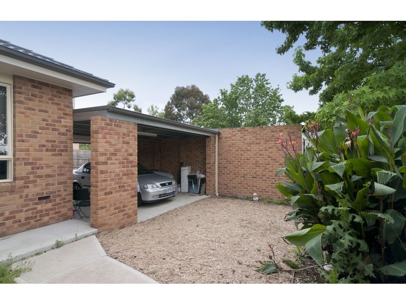 38a Esther Crescent, Mooroolbark VIC 3138