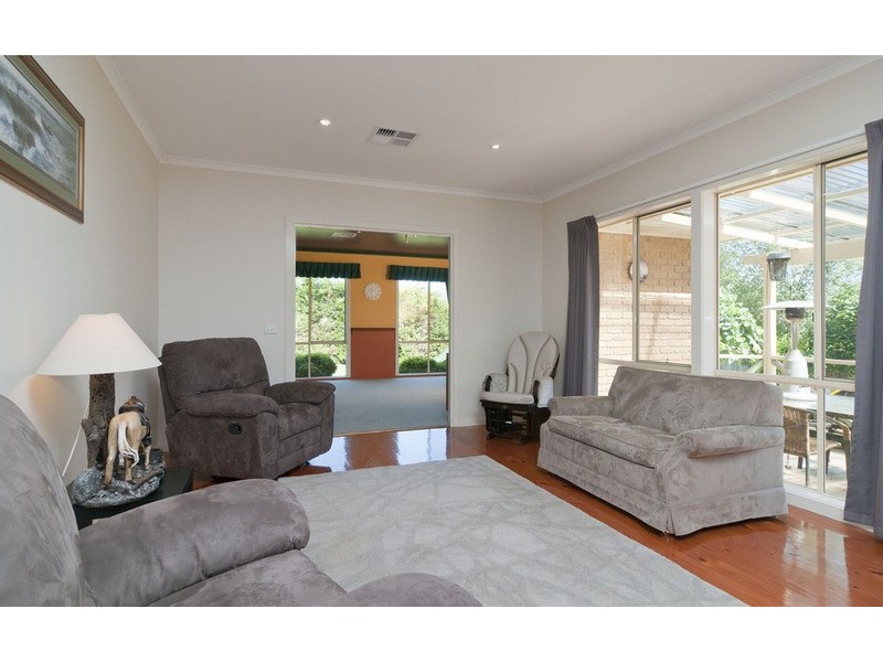 47 Mangans Road, Lilydale VIC 3140