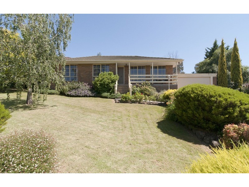23 Cheriton Drive, Mooroolbark VIC 3138