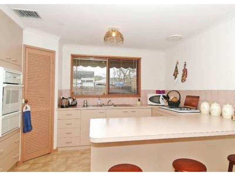 2/23 Mc Comb Street, Lilydale VIC 3140