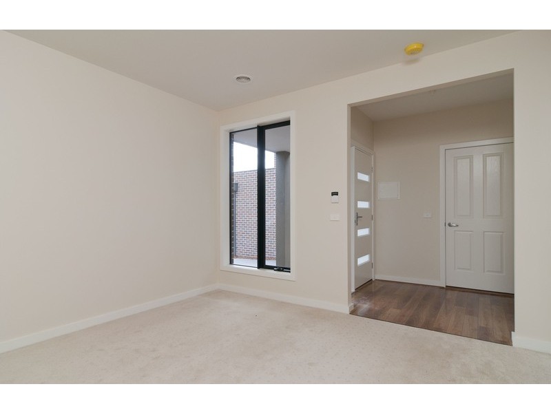 4/3 Pope Court, Mooroolbark VIC 3138