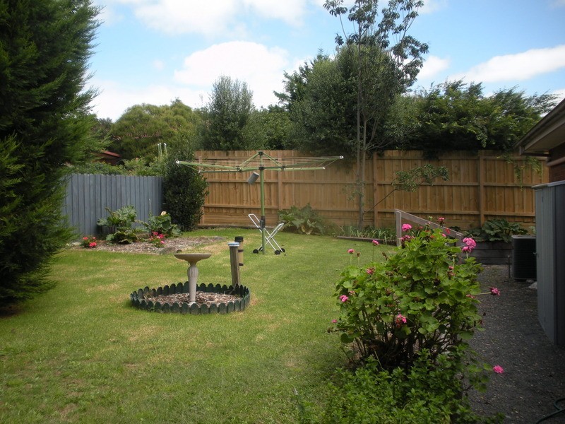 97 Lakeview Drive, Lilydale VIC 3140