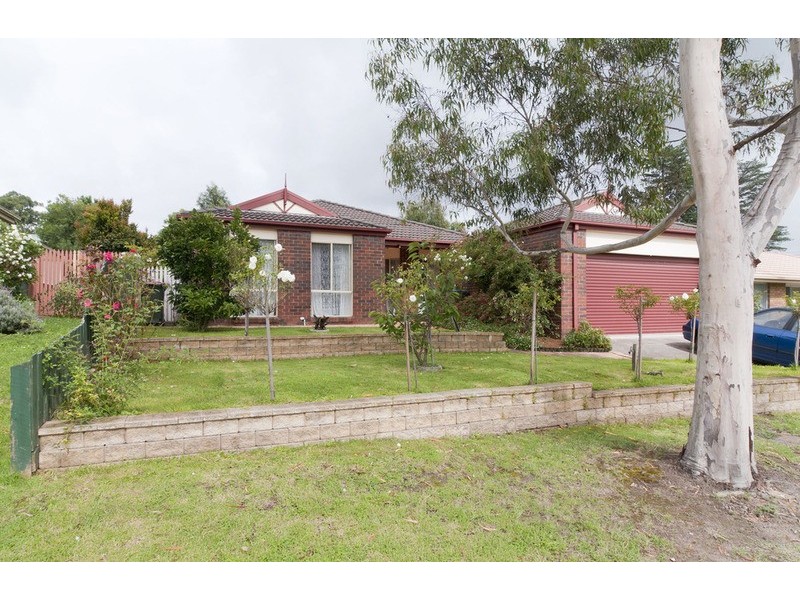 5 Briarwood Court, Croydon VIC 3136