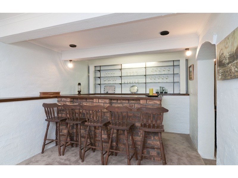 16 Watkins Crescent, Mount Evelyn VIC 3796