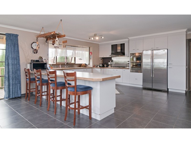 18 The Ridge, Lilydale VIC 3140