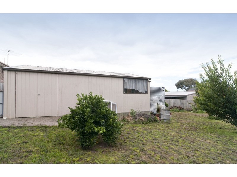 84 Victoria Road, Lilydale VIC 3140