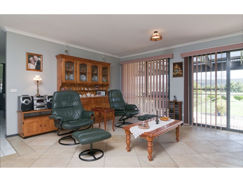 213 Victoria Road, Chirnside Park VIC 3116