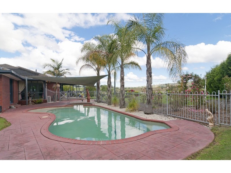 213 Victoria Road, Chirnside Park VIC 3116