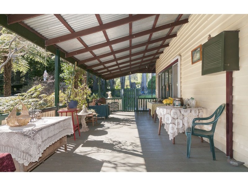 34 Trench Farm Road, Healesville VIC 3777
