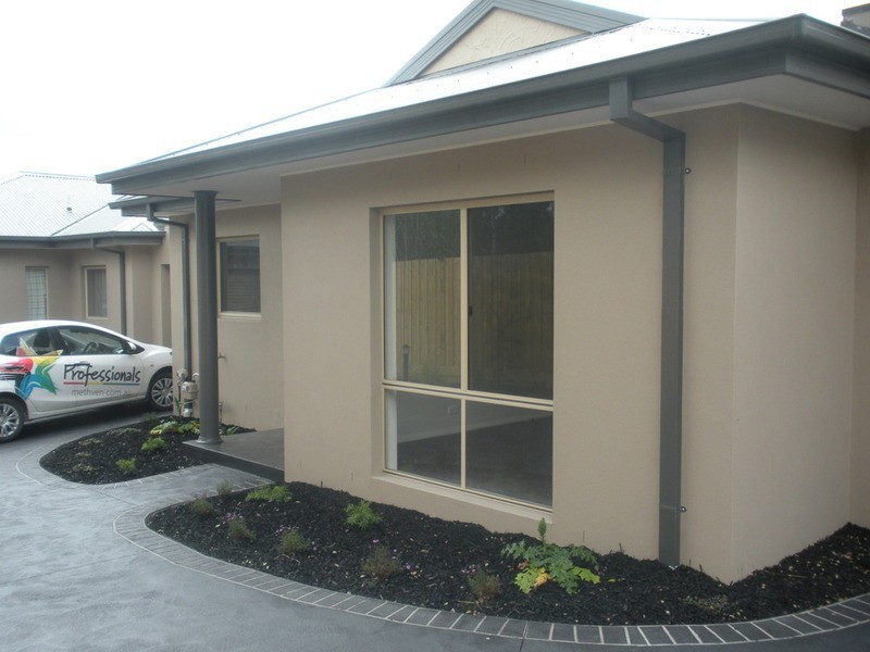 2/99 Anderson Street, Lilydale VIC 3140