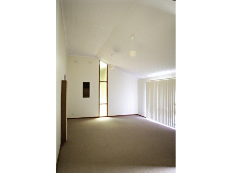 1/31 Country Club Drive, Chirnside Park VIC 3116