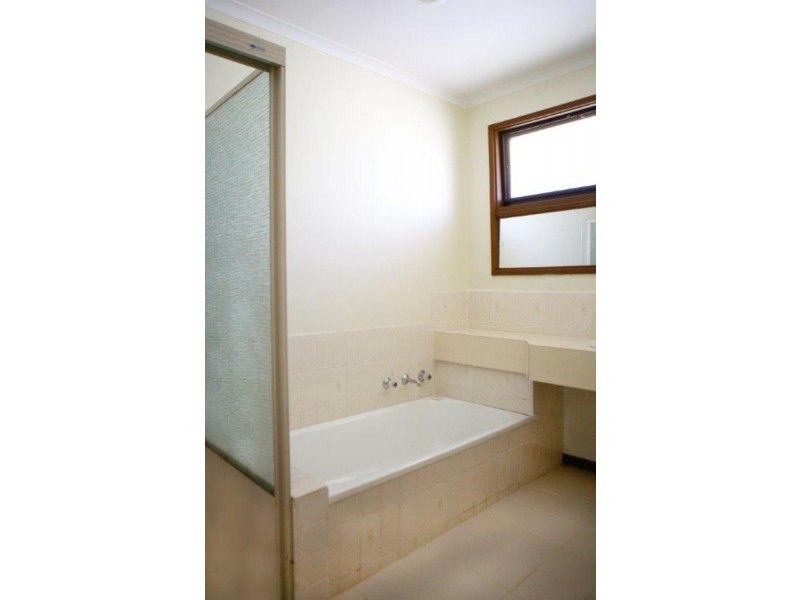 1/31 Country Club Drive, Chirnside Park VIC 3116