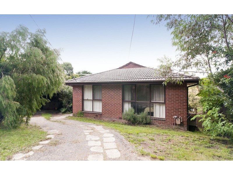 15 Rolling Hills Road, Chirnside Park VIC 3116
