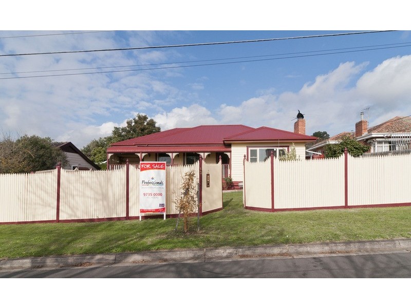 13 Deschamps Street, Lilydale VIC 3140