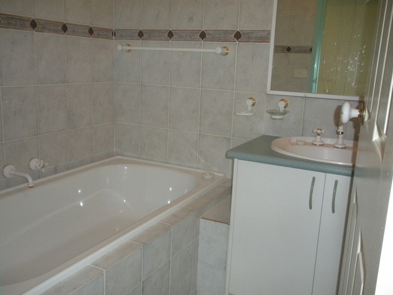 4/26 Haig Street, Croydon VIC 3136