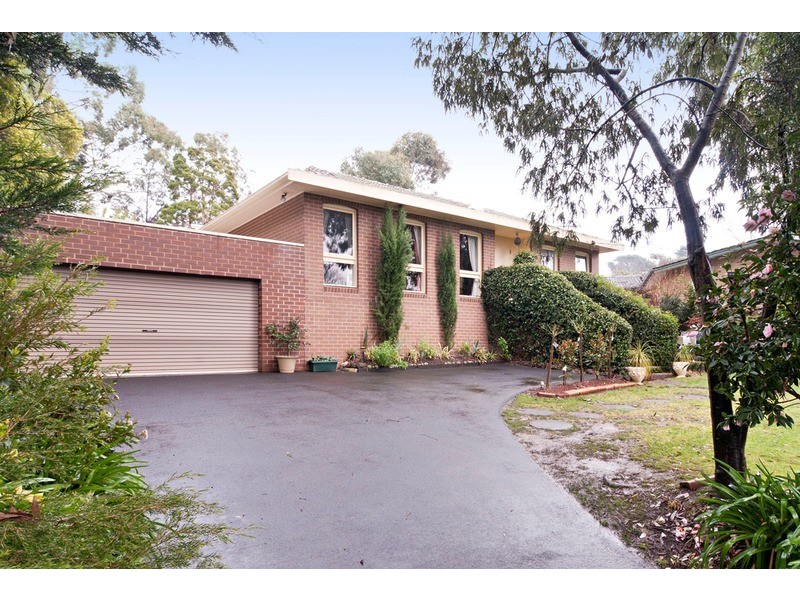 9 Greenhills Avenue, Montrose VIC 3765