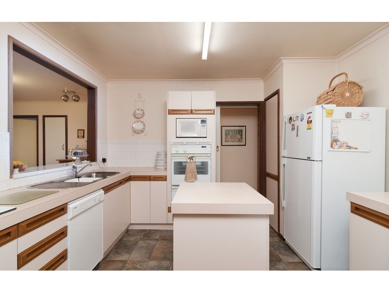 9 Greenhills Avenue, Montrose VIC 3765