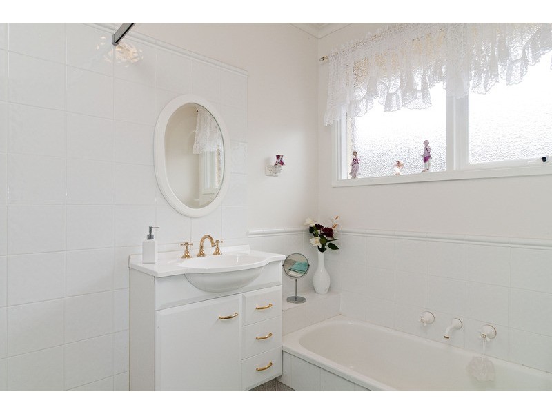 9 Greenhills Avenue, Montrose VIC 3765