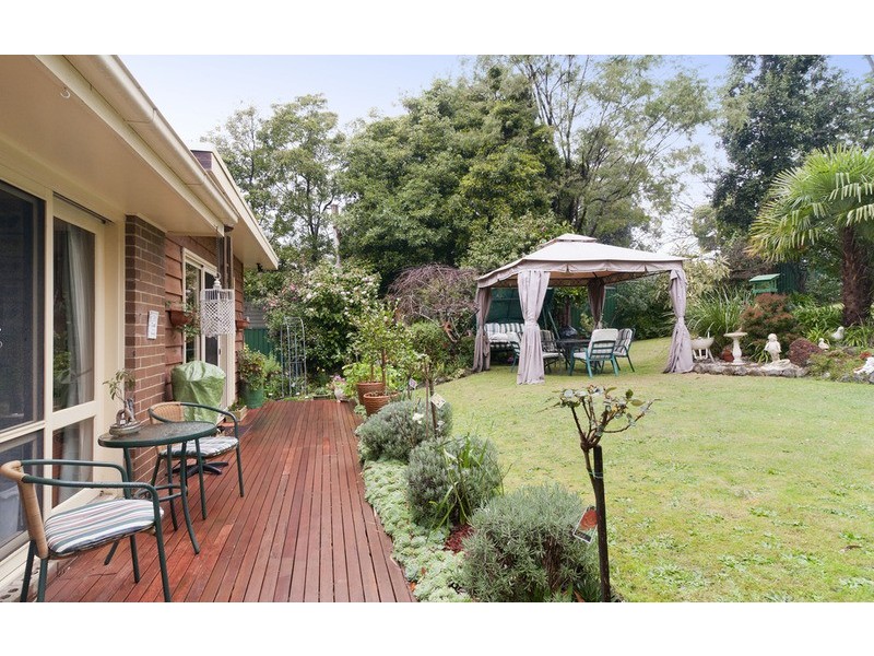 9 Greenhills Avenue, Montrose VIC 3765