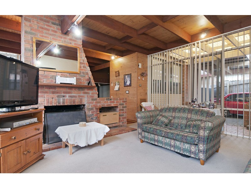 56 Neuparth Road, Croydon North VIC 3136