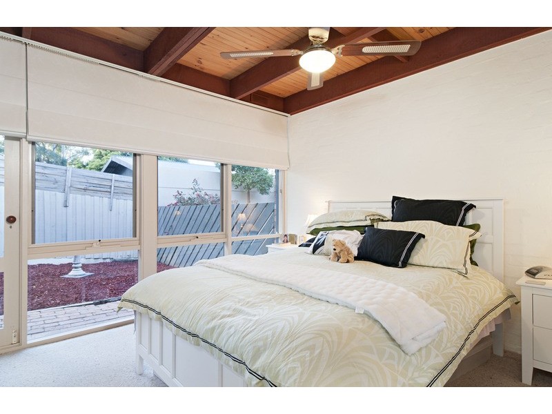 56 Neuparth Road, Croydon North VIC 3136