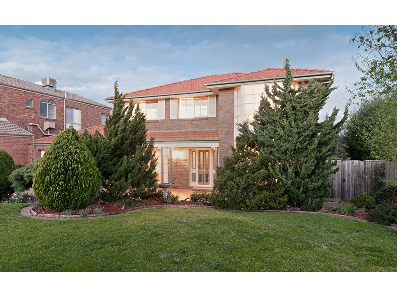 21 Hilledge Lane, Mooroolbark VIC 3138