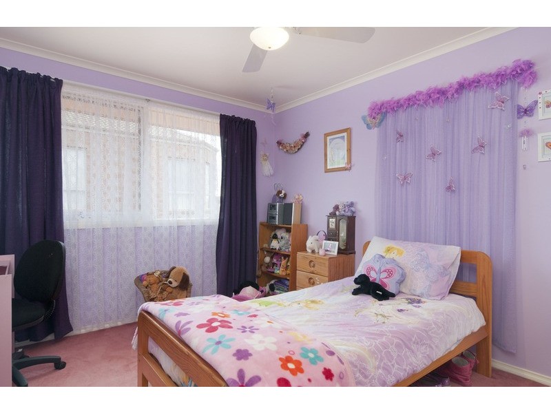 21 Hilledge Lane, Mooroolbark VIC 3138